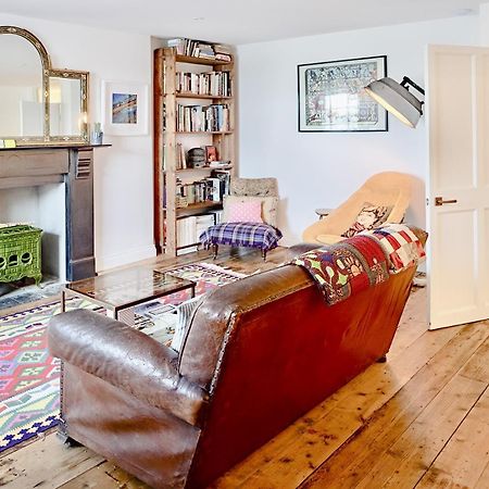 Paramount Apartments Ilfracombe, Arty Seaside Holiday Apartments Buitenkant foto